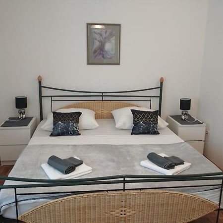 Apartament Veky Jezera Zewnętrze zdjęcie