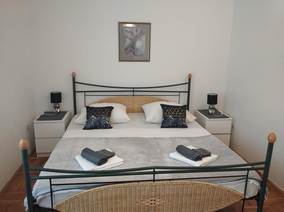 Apartament Veky Jezera Zewnętrze zdjęcie